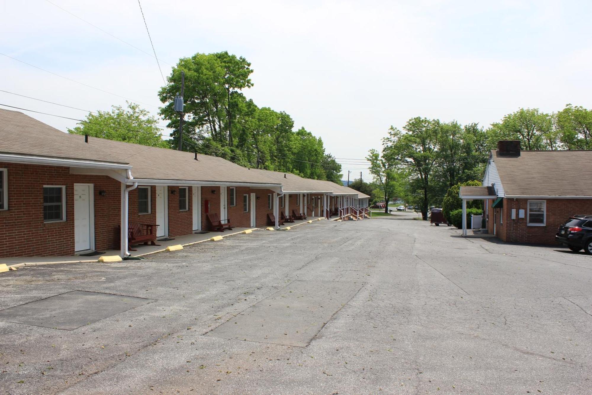 Penn Amish Motel Denver Extérieur photo